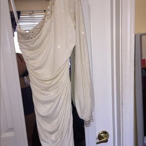 White One Sleeve Dress